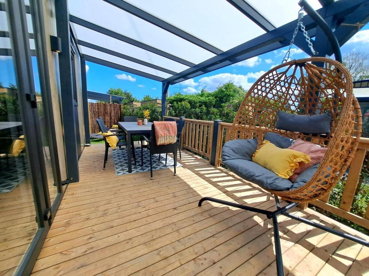 Luxe Met Veranda Tuin En Hottub, Zeeland Vp007 Chalet Heinkenszand