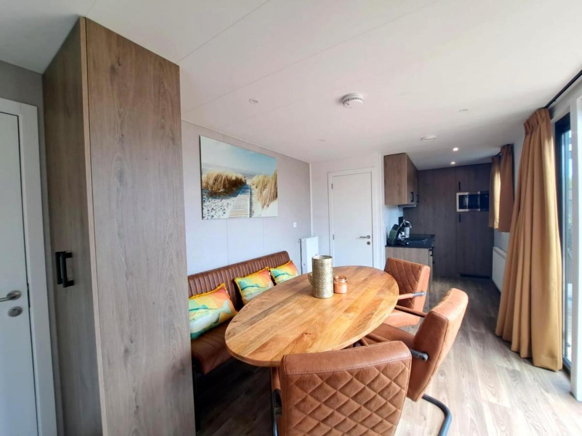 Chalet Luxe Met Veranda Tuin En Hottub, Zeeland Vp007 *