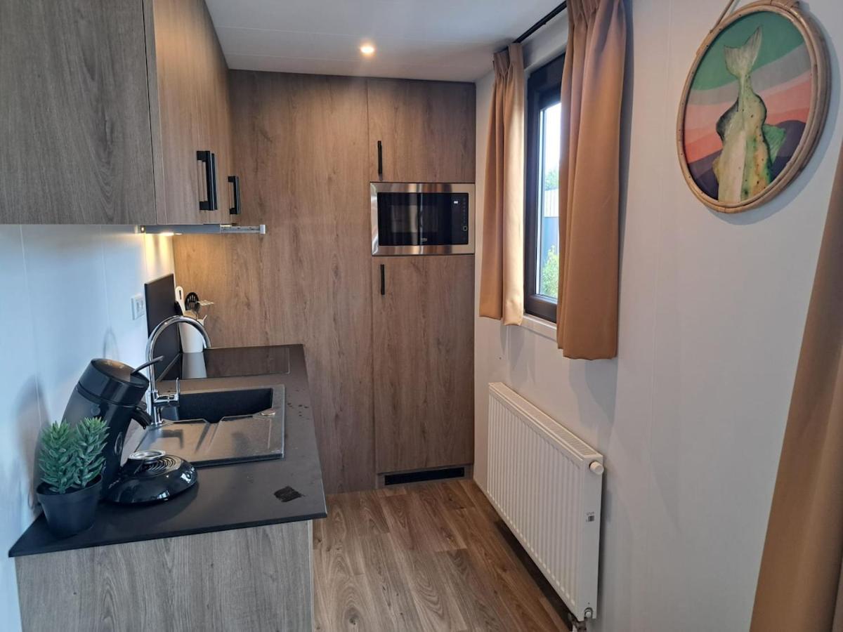Luxe Met Veranda Tuin En Hottub, Zeeland Vp007 Heinkenszand